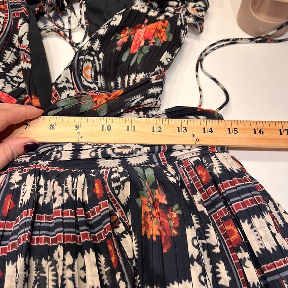 NWT Anthropologie Let Me Be Ruffle Tie Back Dress Medium MSRP $235 - Picture 10 of 12